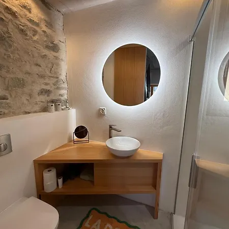 Charming Rustico Near Locarno * 로손