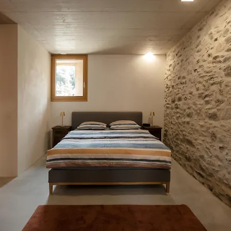 펜션 Charming Rustico Near Locarno 로손